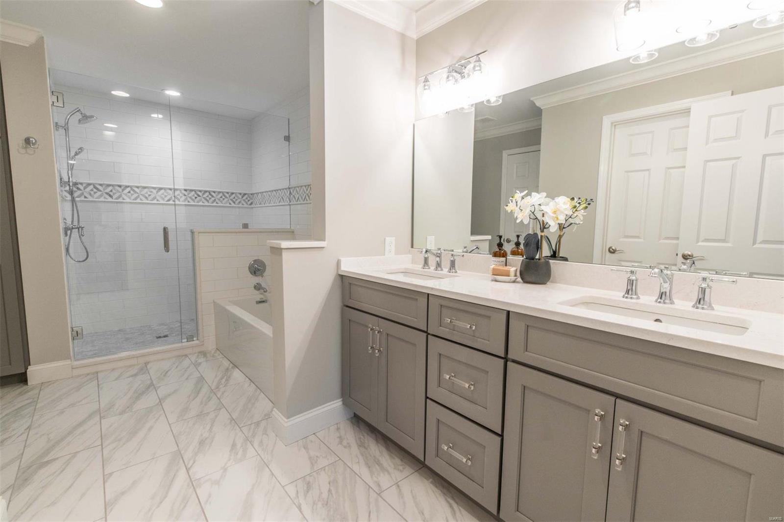 11510 Ladue Road St. Louis, MO 63141 - Photo 19 of 37 Gallery Image 19