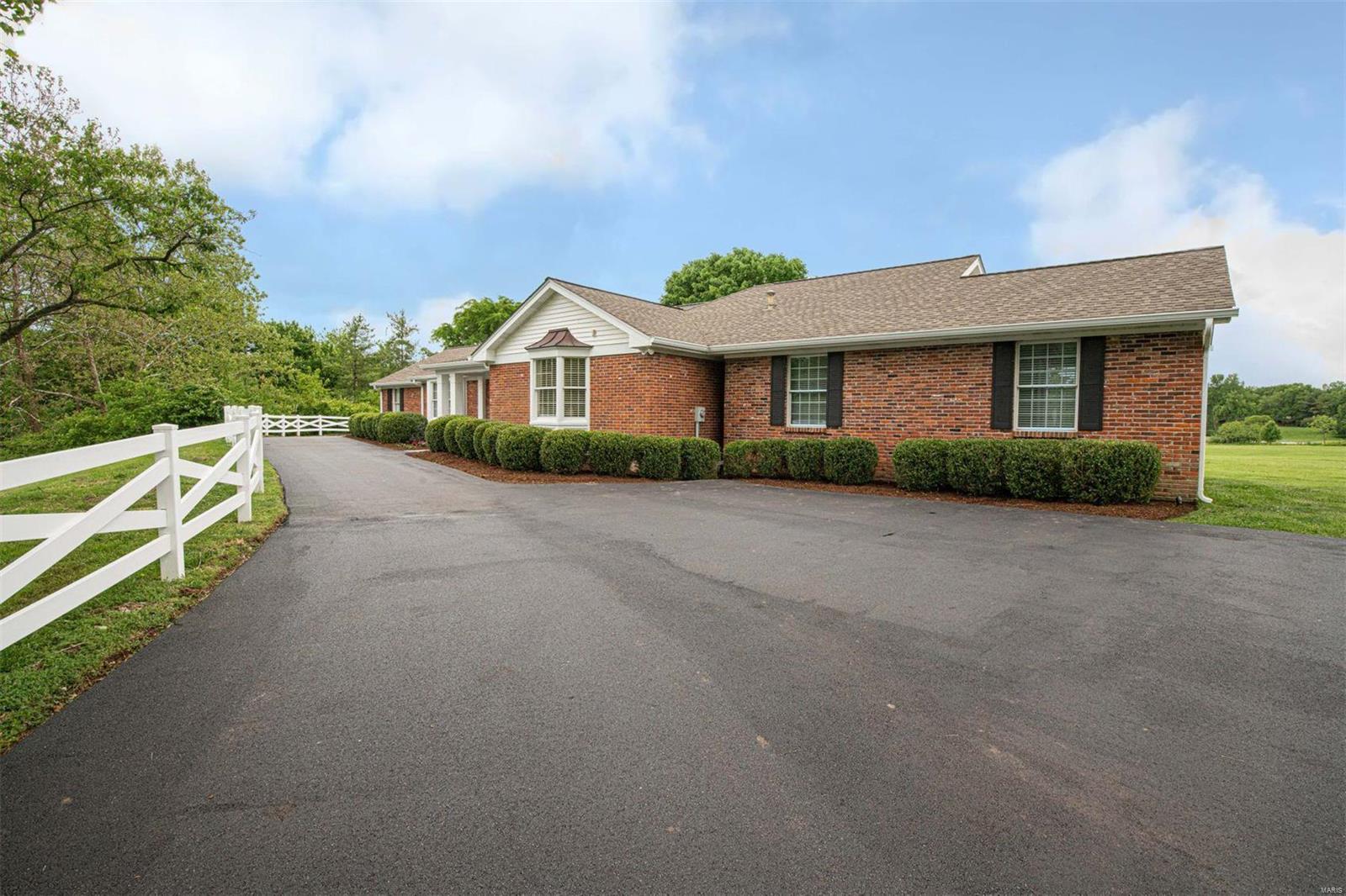11510 Ladue Road St. Louis, MO 63141 - Photo 32 of 37 Gallery Image 32