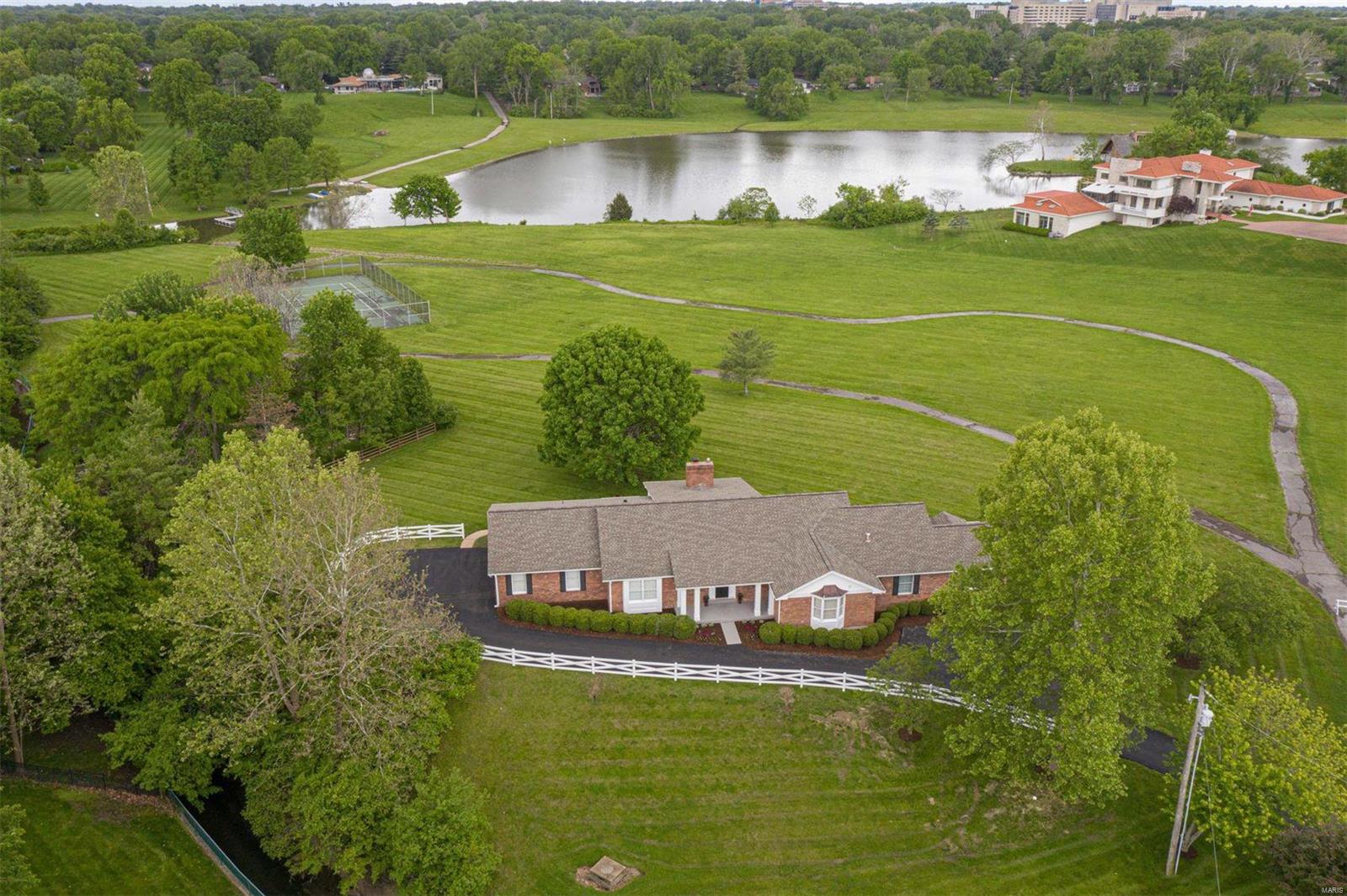 11510 Ladue Road St. Louis, MO 63141 - Photo 36 of 37 Gallery Image 36