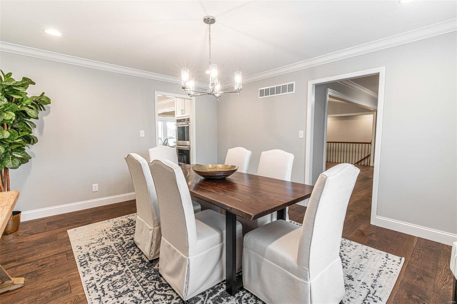 11510 Ladue Road St. Louis, MO 63141 - Photo 8 of 37 Gallery Image 8