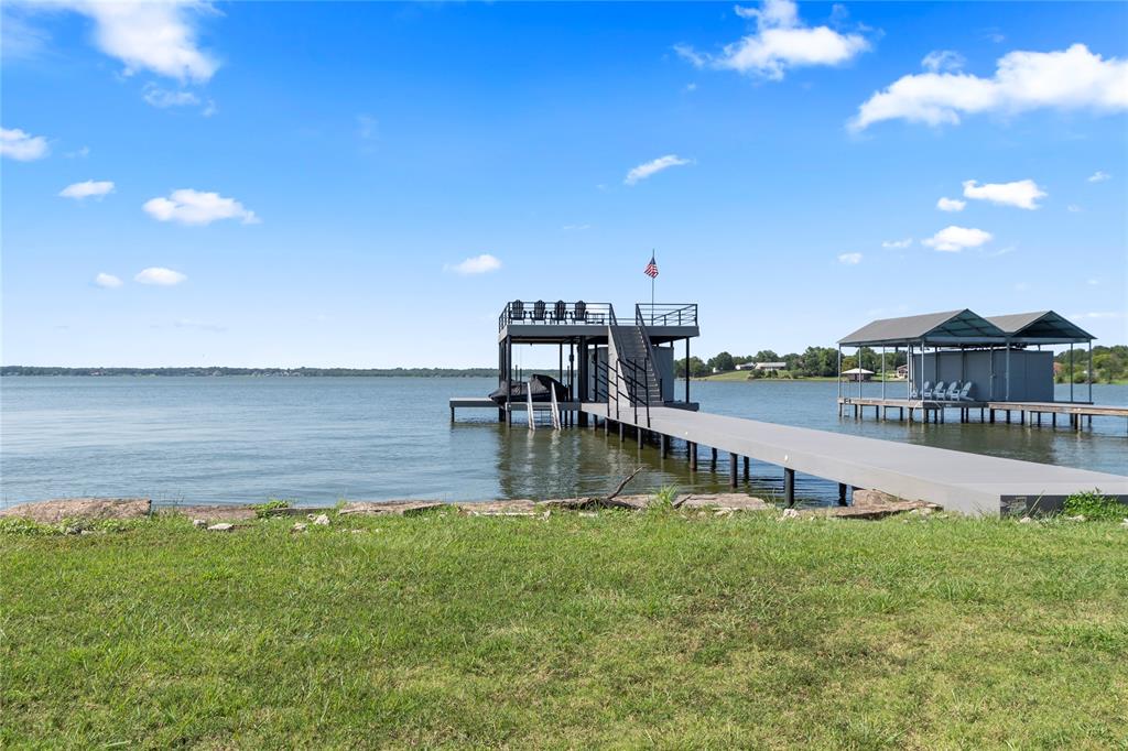 111 Sun Valley Mabank, TX 75147 - Photo 31 of 40 Private boathouse with Trex composite decking.