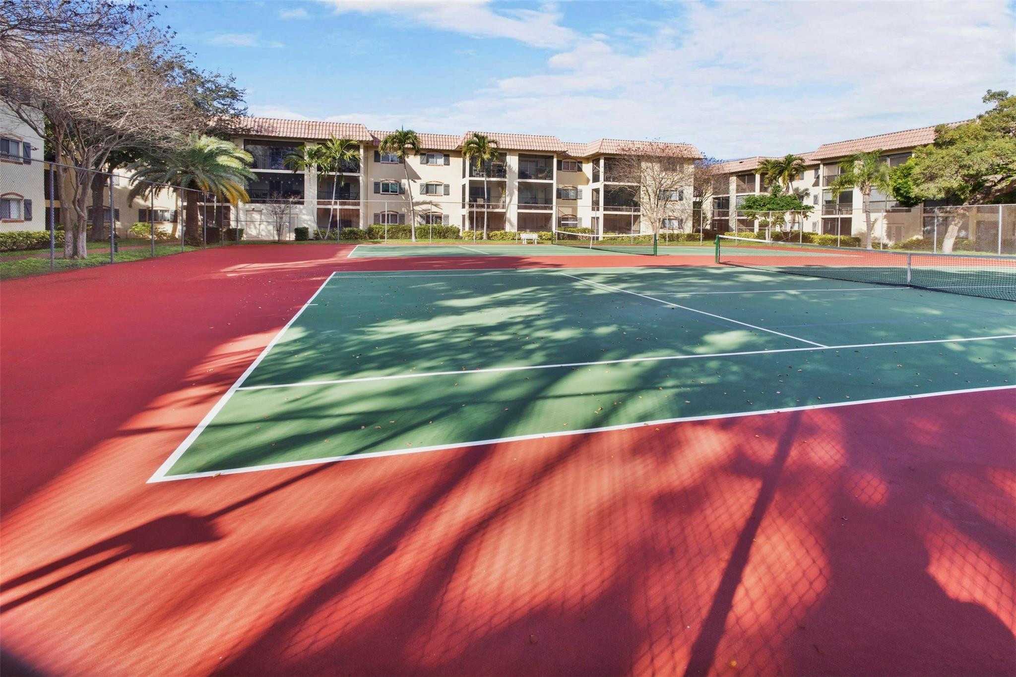 251 South Cypress Road, Unit 127 Pompano Beach, FL 33060 - Photo 18 of 29 Tennis courts
