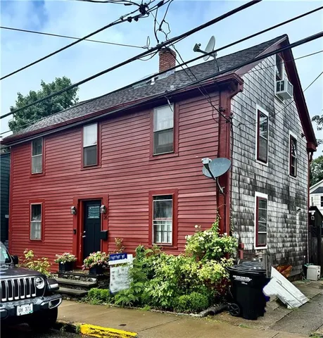 $3,600 | 26 South Baptist Street, Newport, RI 02840