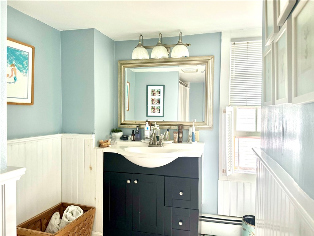 26 South Baptist Street Newport, RI 02840 - Photo 11 of 13