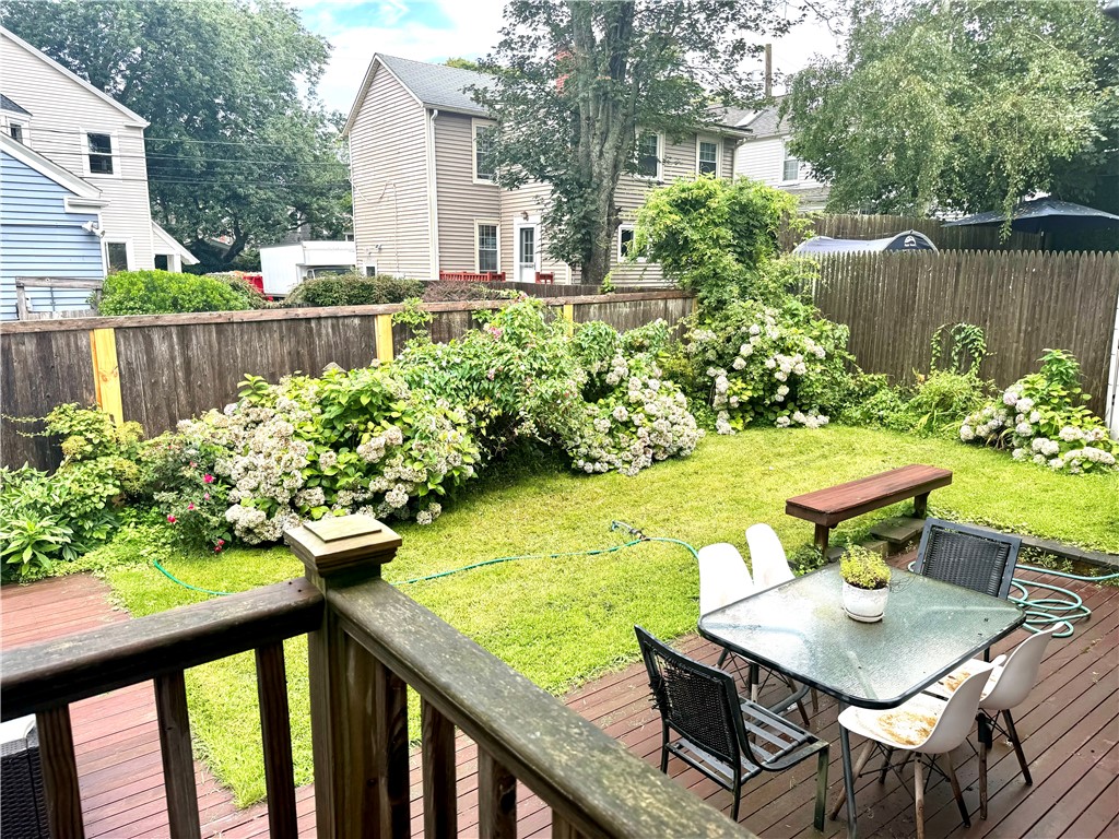 26 South Baptist Street Newport, RI 02840 - Photo 6 of 13