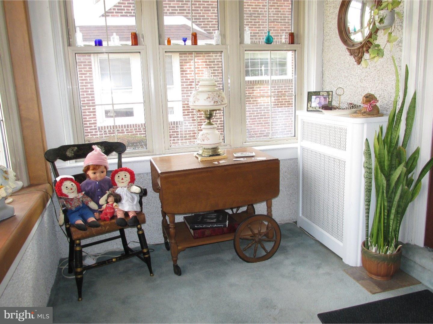 7952 Ridgeway Street Philadelphia, PA 19111 - Photo 5 of 25 Sun Room