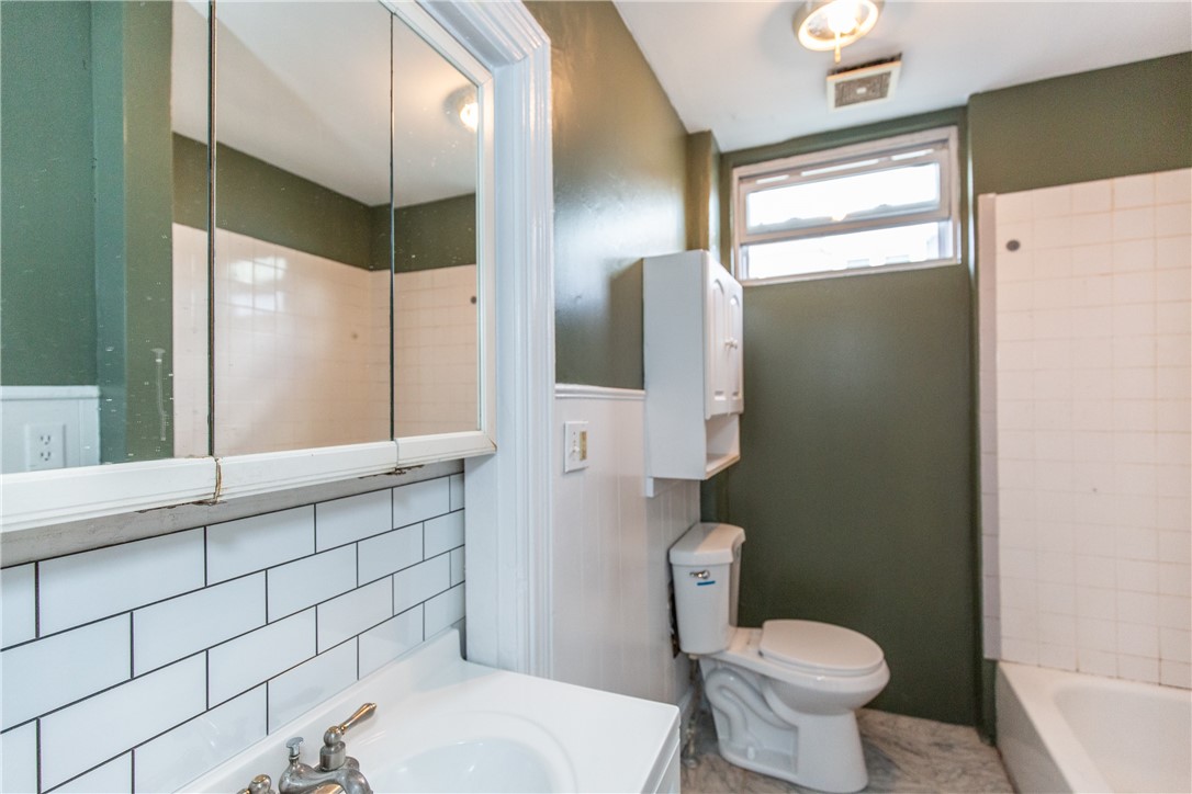 103 Prospect Street Pawtucket, RI 02860 - Photo 13 of 42 1st Fl Bathroom