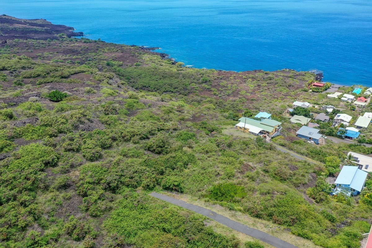 235 Honu Hiamoe Road Captain Cook, HI 96704 - Photo 16 of 30 Gallery Image 16