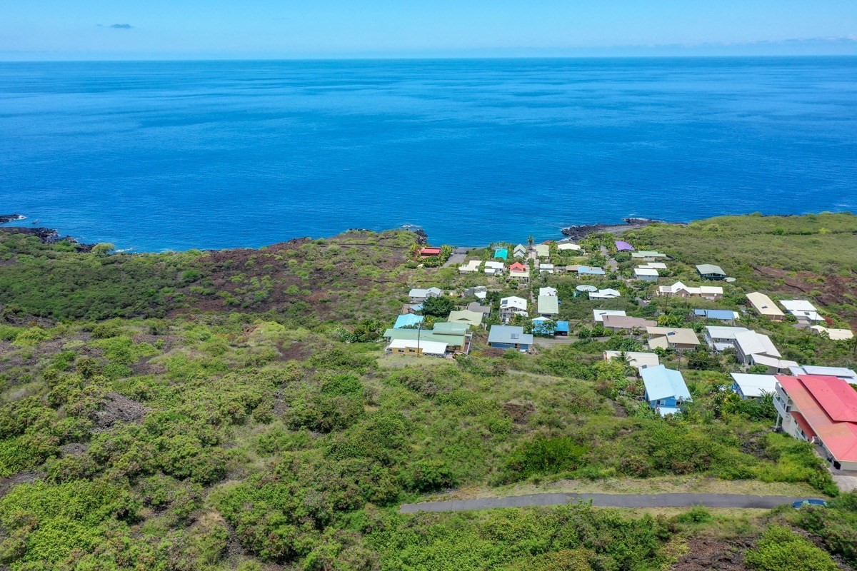 235 Honu Hiamoe Road Captain Cook, HI 96704 - Photo 17 of 30 Gallery Image 17