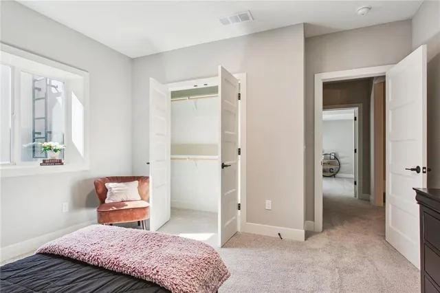 $837,400 | 17156 South Laurelwood Street, Olathe, KS 66062