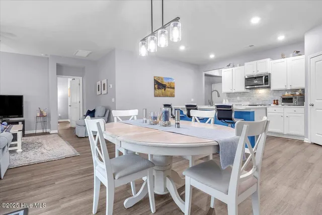 $387,000 | 1613 Meridian Forest Drive Southeast, Bolivia, NC 28422