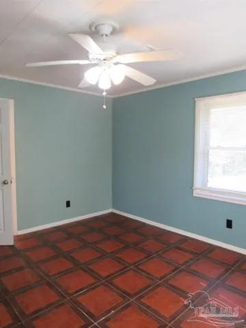 $1,350 | 6112 Highway 95A North, Molino, FL 32577