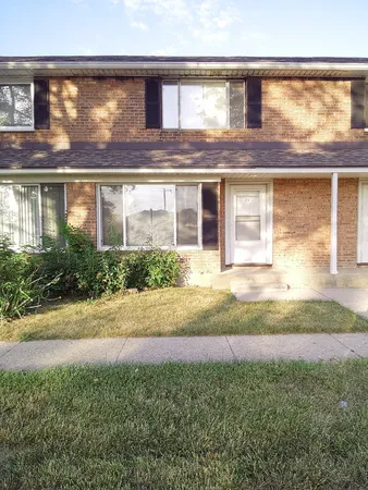 $1,500 | 21 Indianwood Boulevard, Park Forest, IL 60466