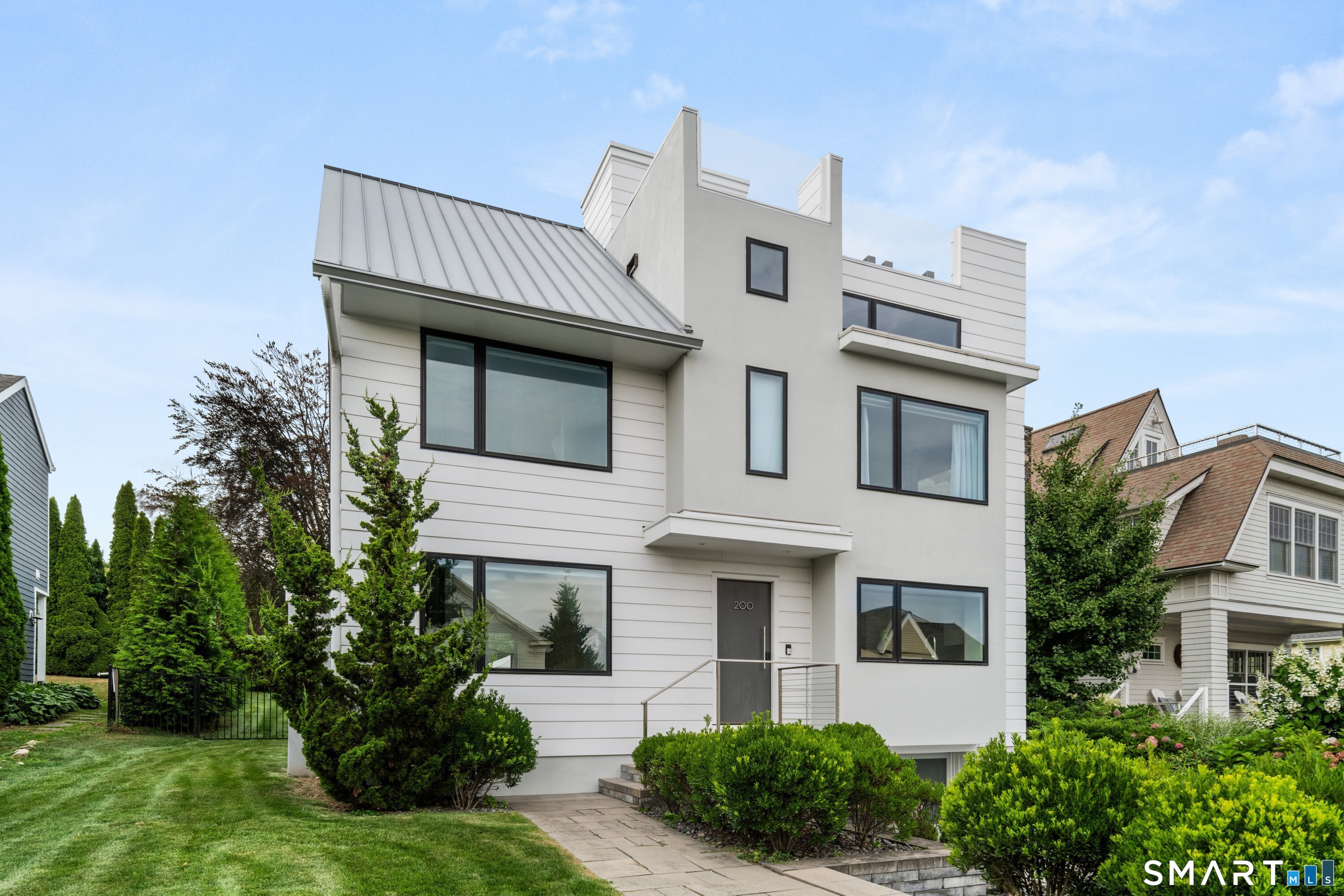 200 Hillspoint Road Westport, CT 06880 - Photo 35 of 36 Gallery Image 35