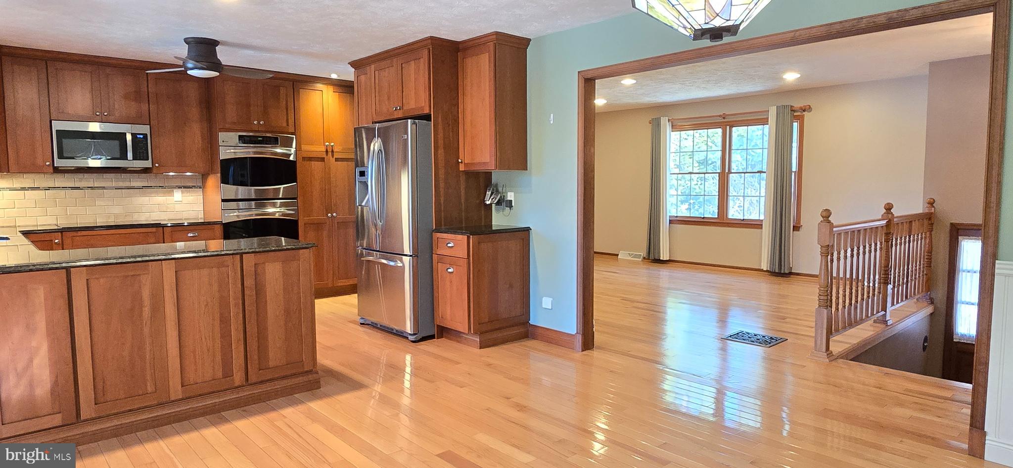 515 Windy Ridge Road Front Royal, VA 22630 - Photo 12 of 56 Kitchen With Dining Area