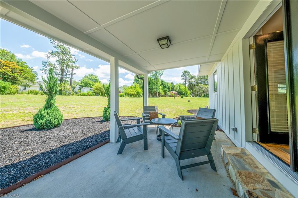 2409 Riverbend Road Jamestown, NC 27282 - Photo 36 of 49