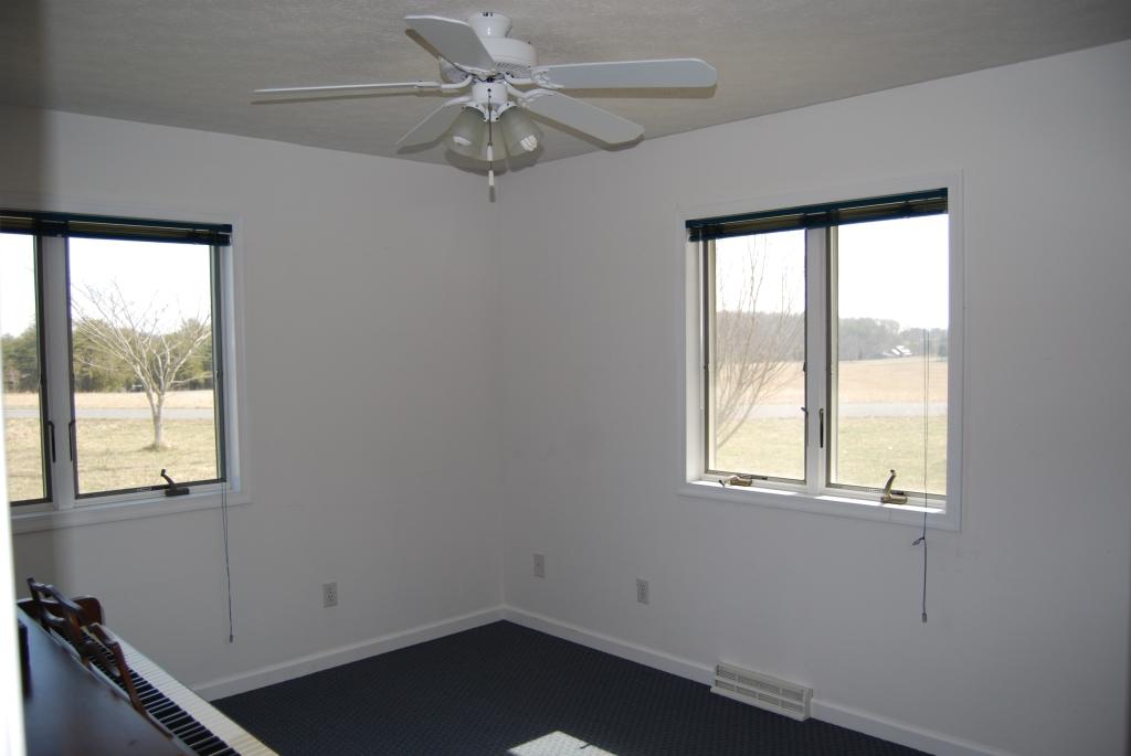 2140 Shepherds Store Road Bedford, VA 24523 - Photo 7 of 9 2nd Bedroom