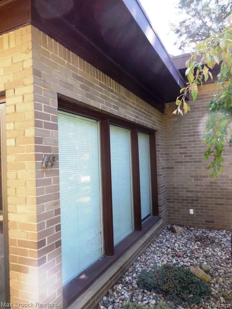 69 Amherst Road Pleasant Ridge, MI 48069 - Photo 2 of 27 Cool, Mid-Century Modern Home
