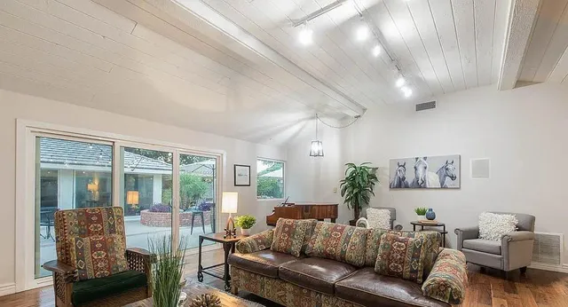 $9,155 | 22243 West Craggy View Street, Chatsworth, CA 91311