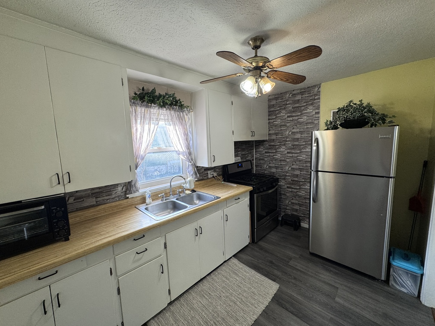 212 West Allmon Street Salem, IL 62881 - Photo 12 of 31