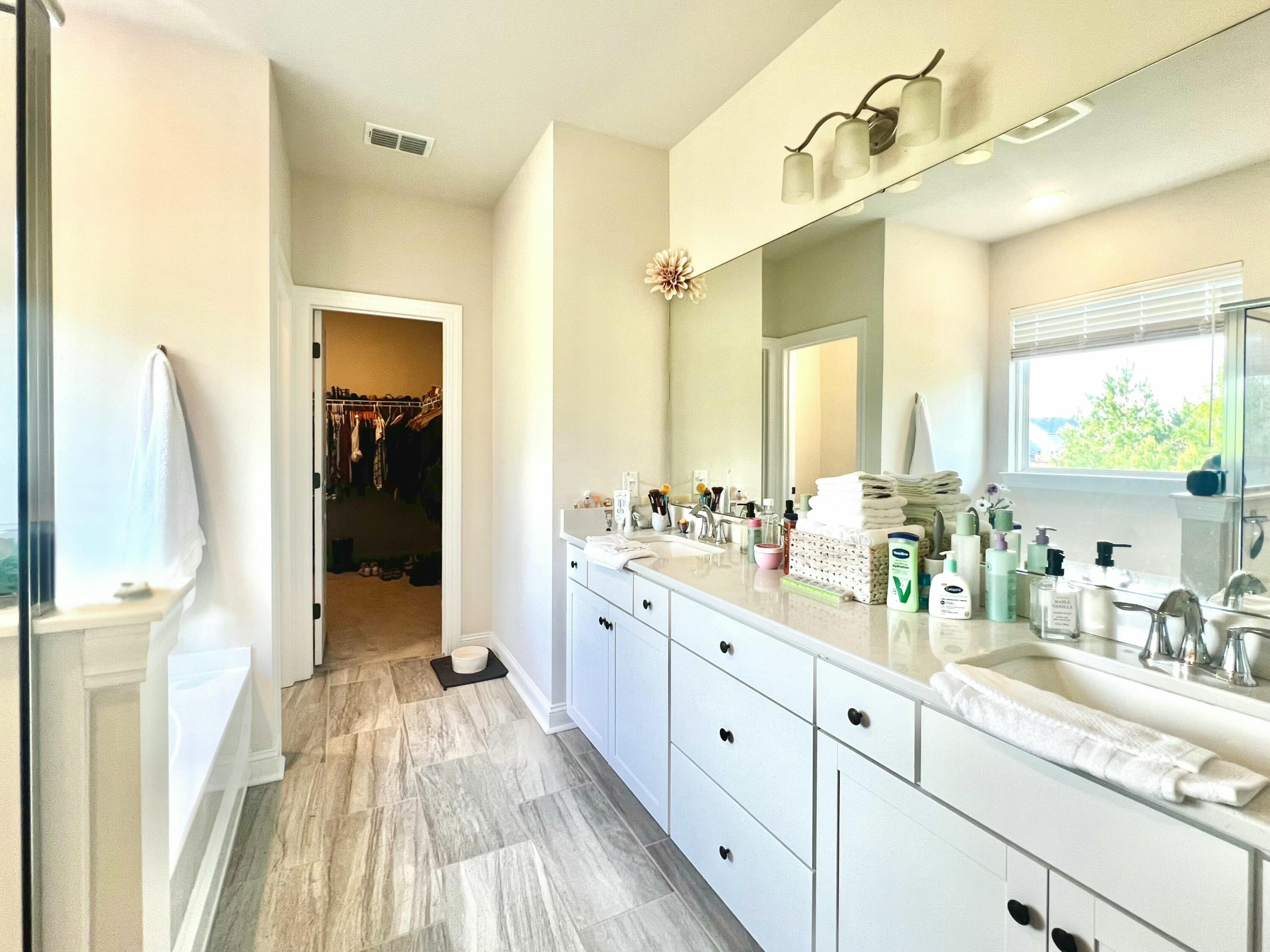 228 Bering Lane Summerville, SC 29486 - Photo 12 of 20 12