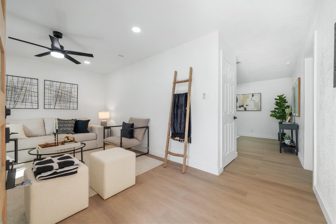 5008 Buckskin Pass Austin, TX 78745 - Photo 12 of 39