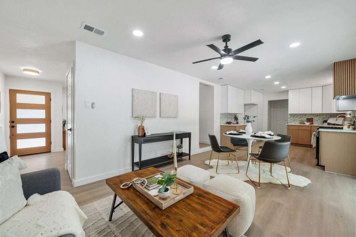 5008 Buckskin Pass Austin, TX 78745 - Photo 5 of 39