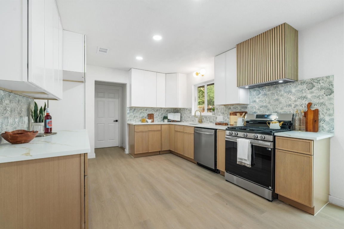 5008 Buckskin Pass Austin, TX 78745 - Photo 8 of 39