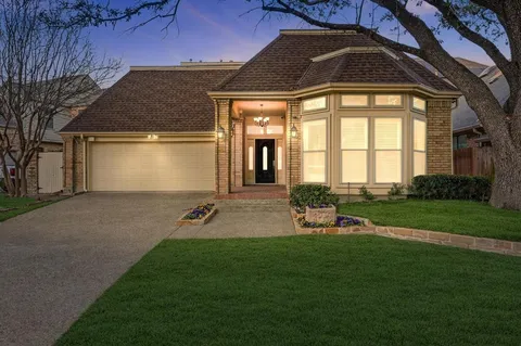 $895,000 | 16815 Village Lane, Dallas, TX 75248