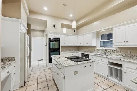 $895,000 | 16815 Village Lane, Dallas, TX 75248