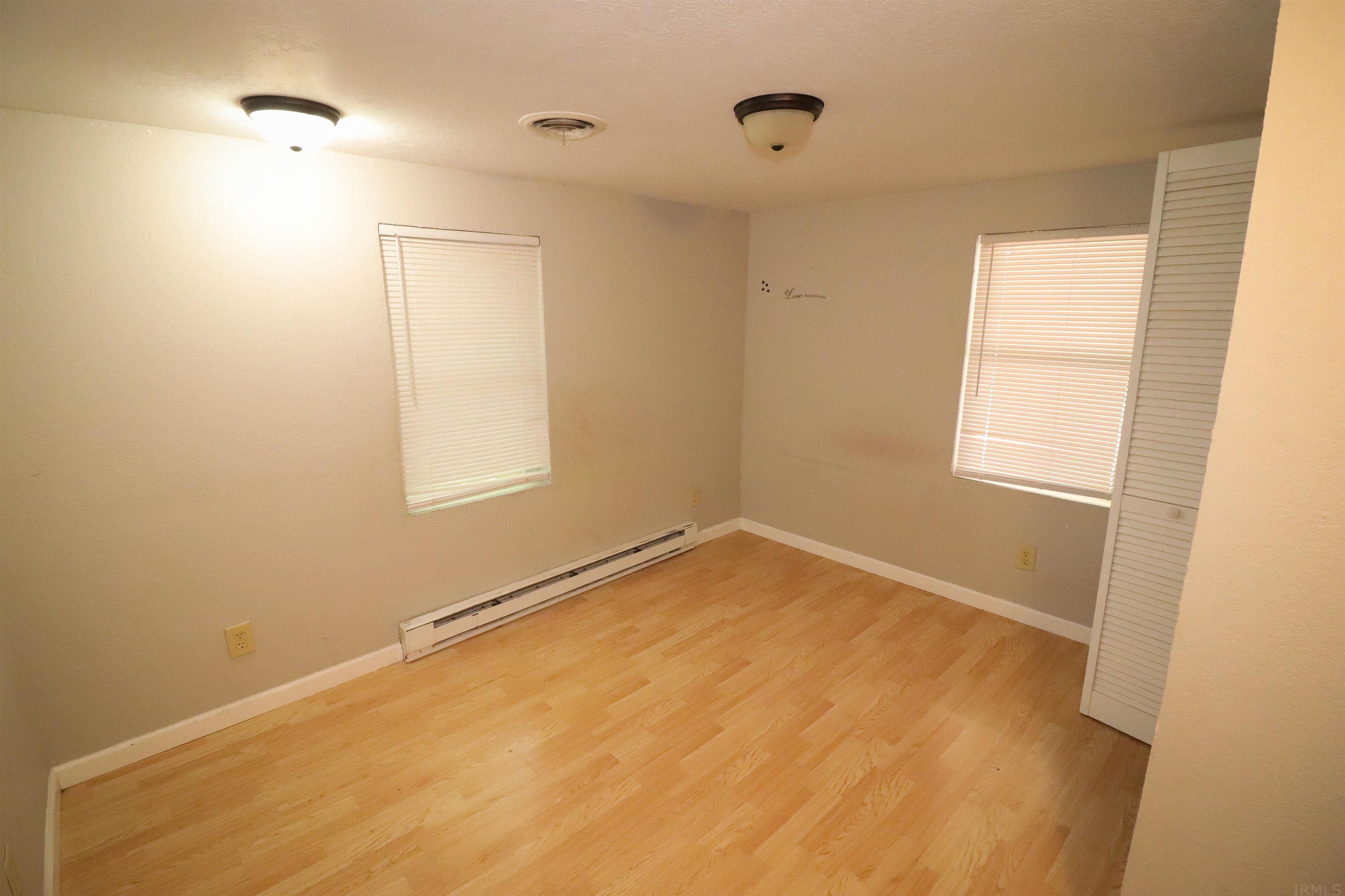 61526 Oak Road South Bend, IN 46614 - Photo 12 of 23 Gallery Image 12
