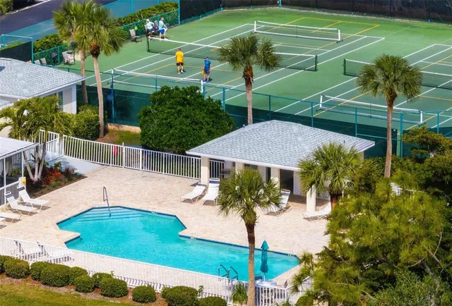 $269,000 | 202 Silver Lake Drive, Unit 203, Venice, FL 34292