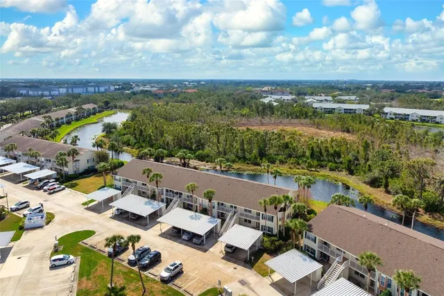 $269,000 | 202 Silver Lake Drive, Unit 203, Venice, FL 34292