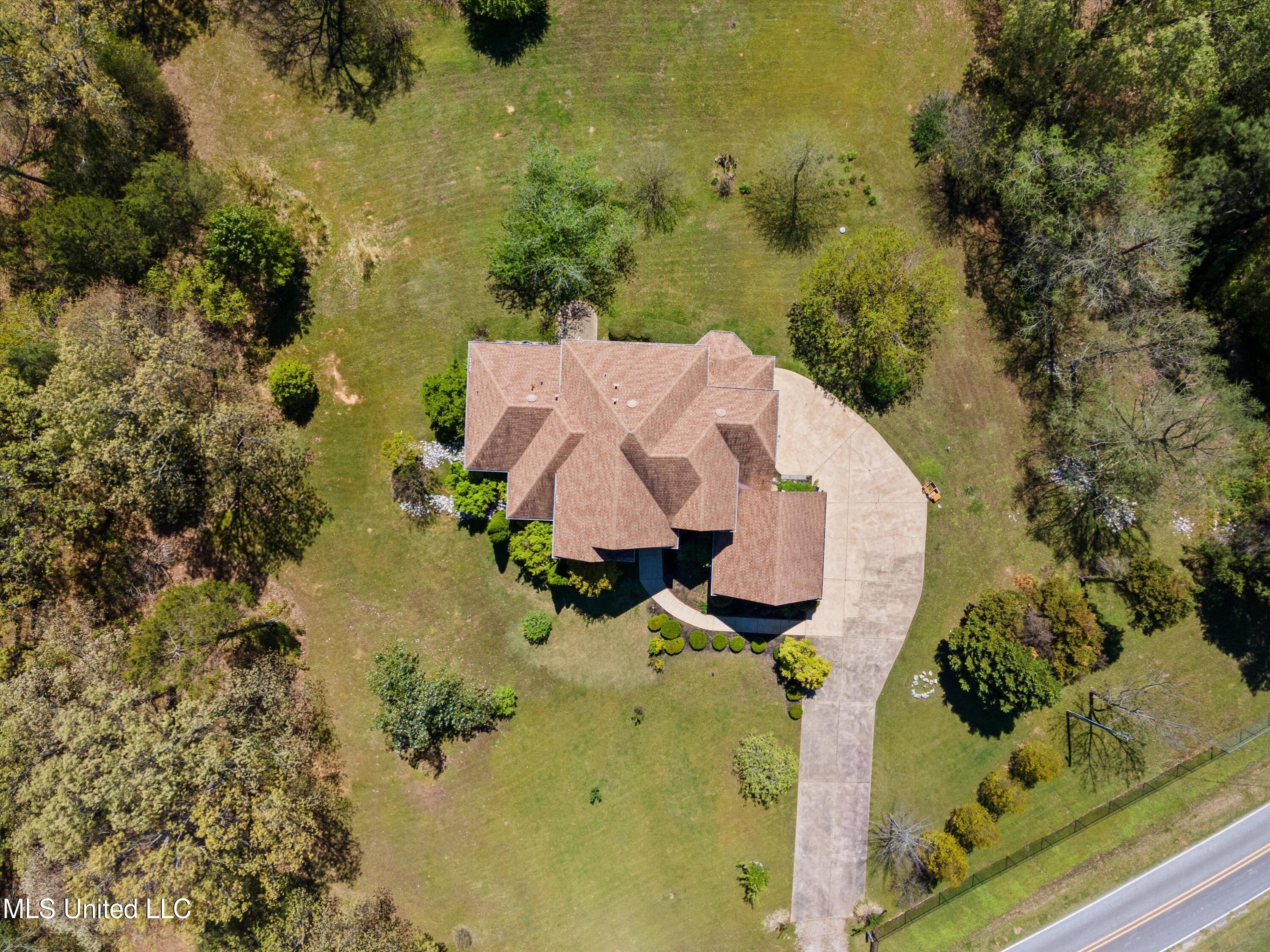 159 School House Road Byhalia, MS 38611 - Photo 54 of 59 55-Aerial 4