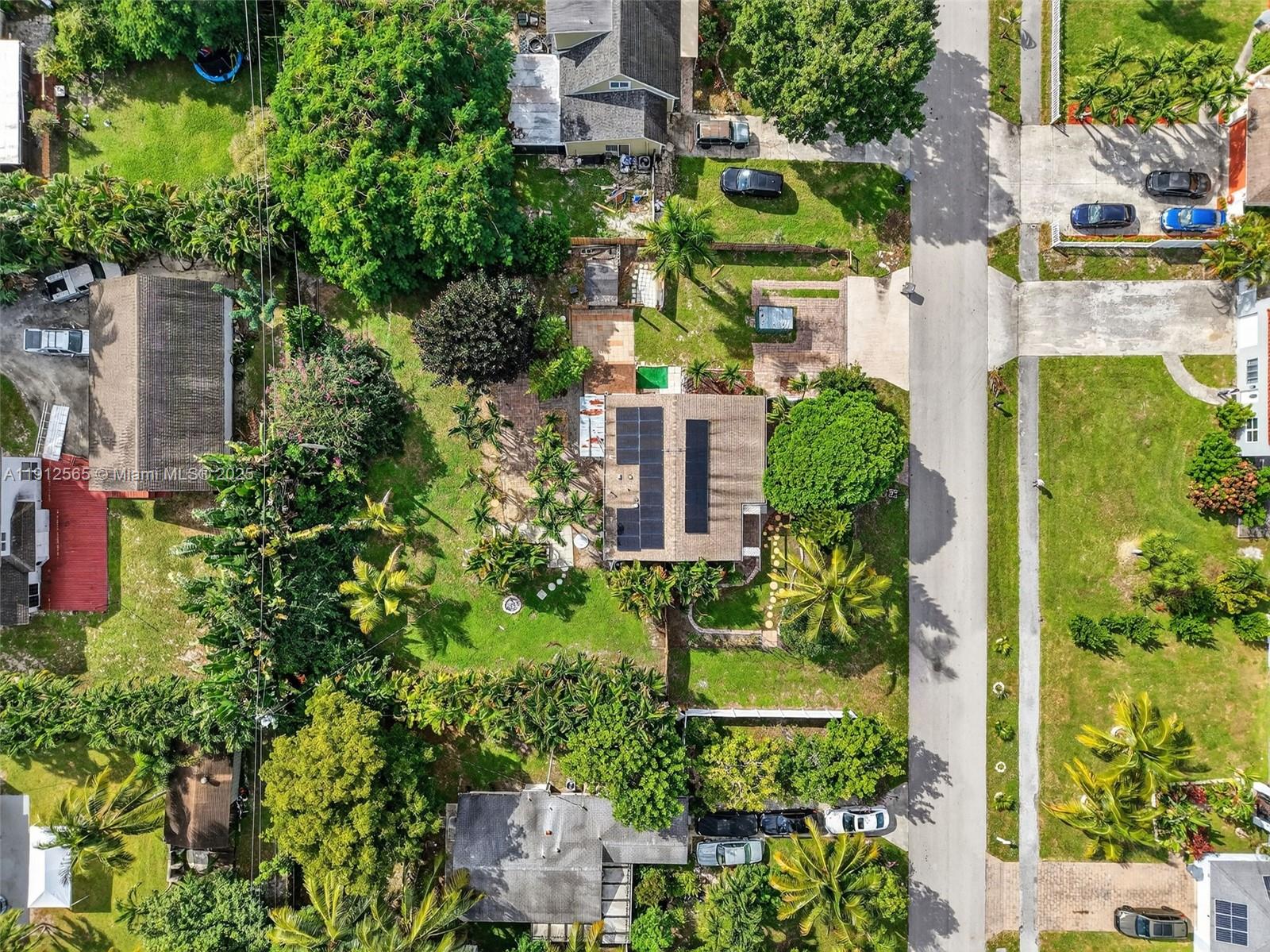 5172 Pine Tree Drive Delray Beach, FL 33484 - Photo 3 of 59