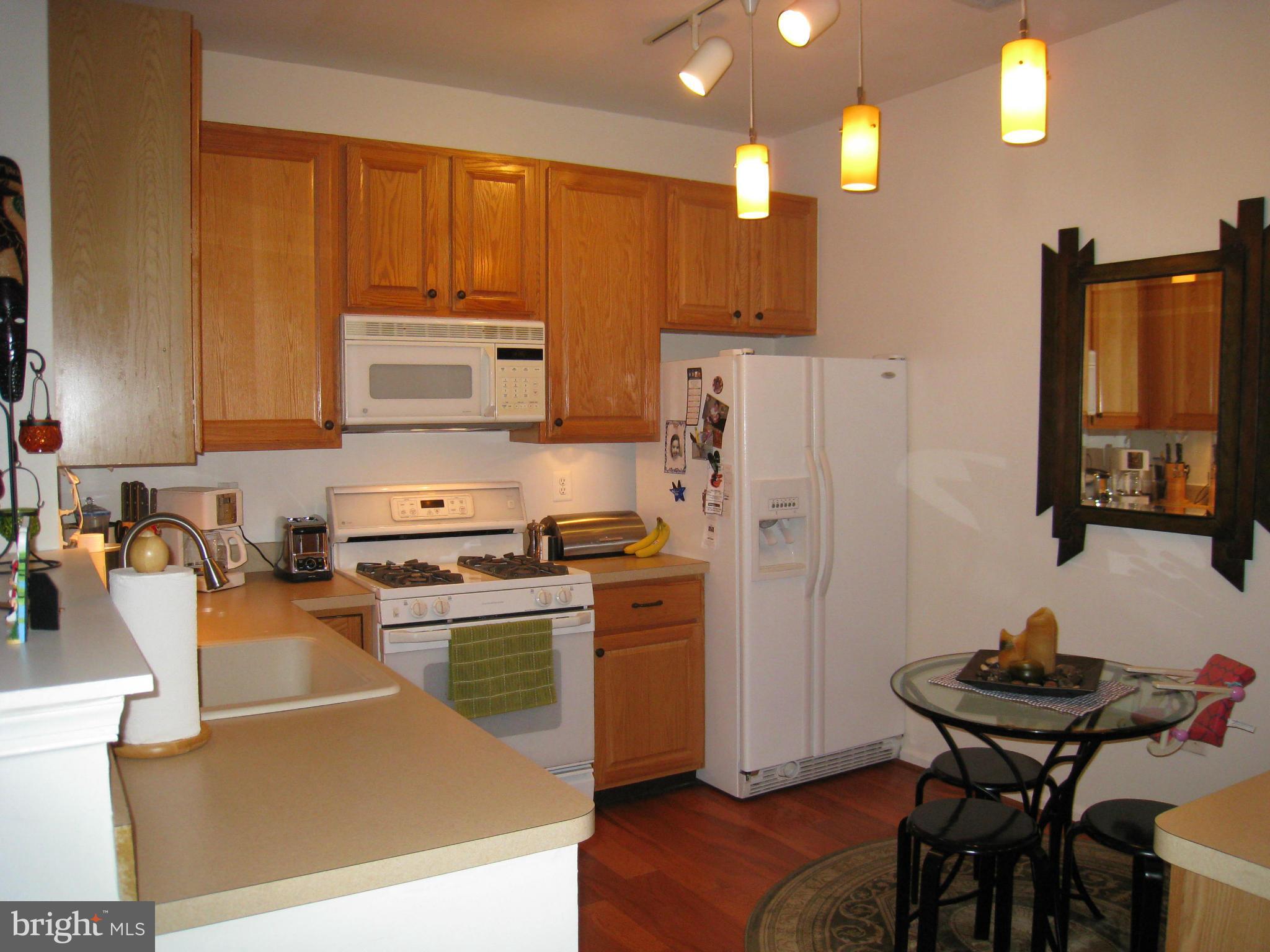8729 Autumn Ridge Court Odenton, MD 21113 - Photo 2 of 18 Kitchen