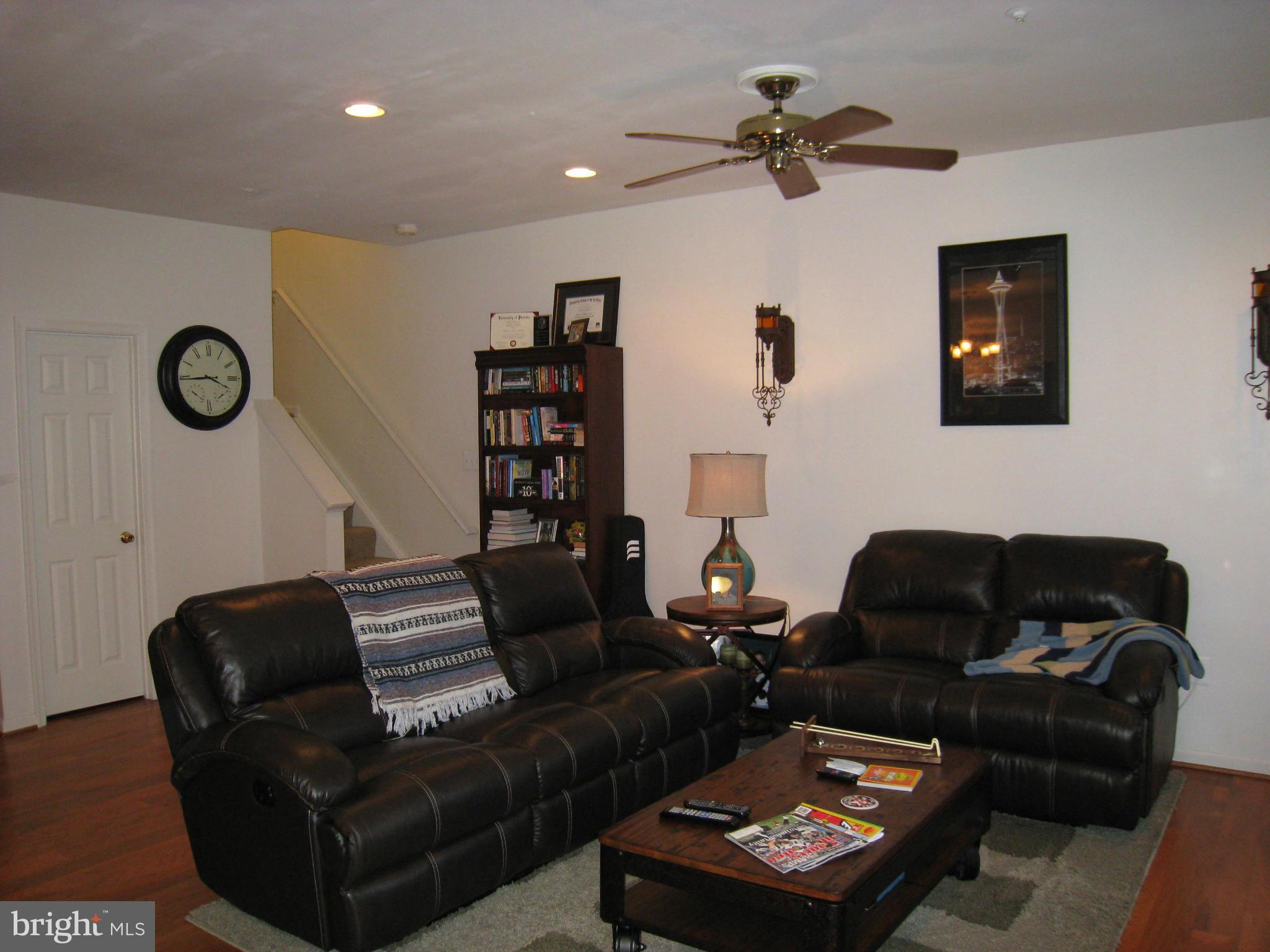 8729 Autumn Ridge Court Odenton, MD 21113 - Photo 7 of 18 Living Room