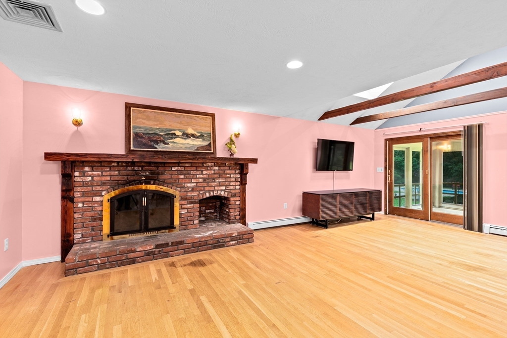 58 Barbara Road Hanson, MA 02341 - Photo 10 of 40