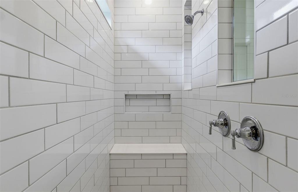 3734 Obsidian Drive Spring Hill, FL 34609 - Photo 10 of 25 a bathroom with a bathtub