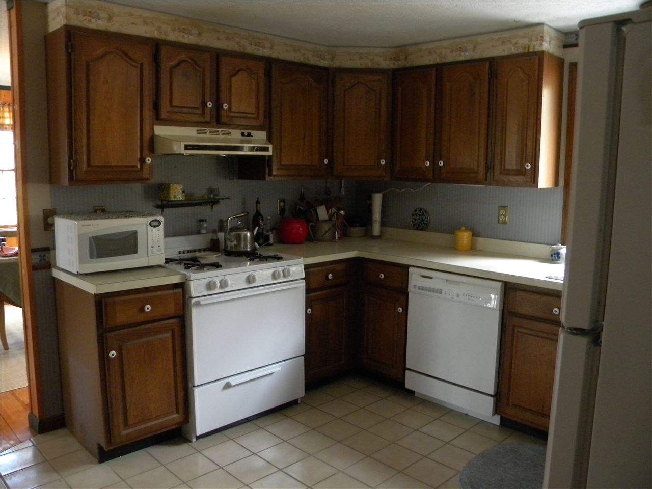 372 Deerfield Road Allenstown, NH 03275 - Photo 16 of 27
