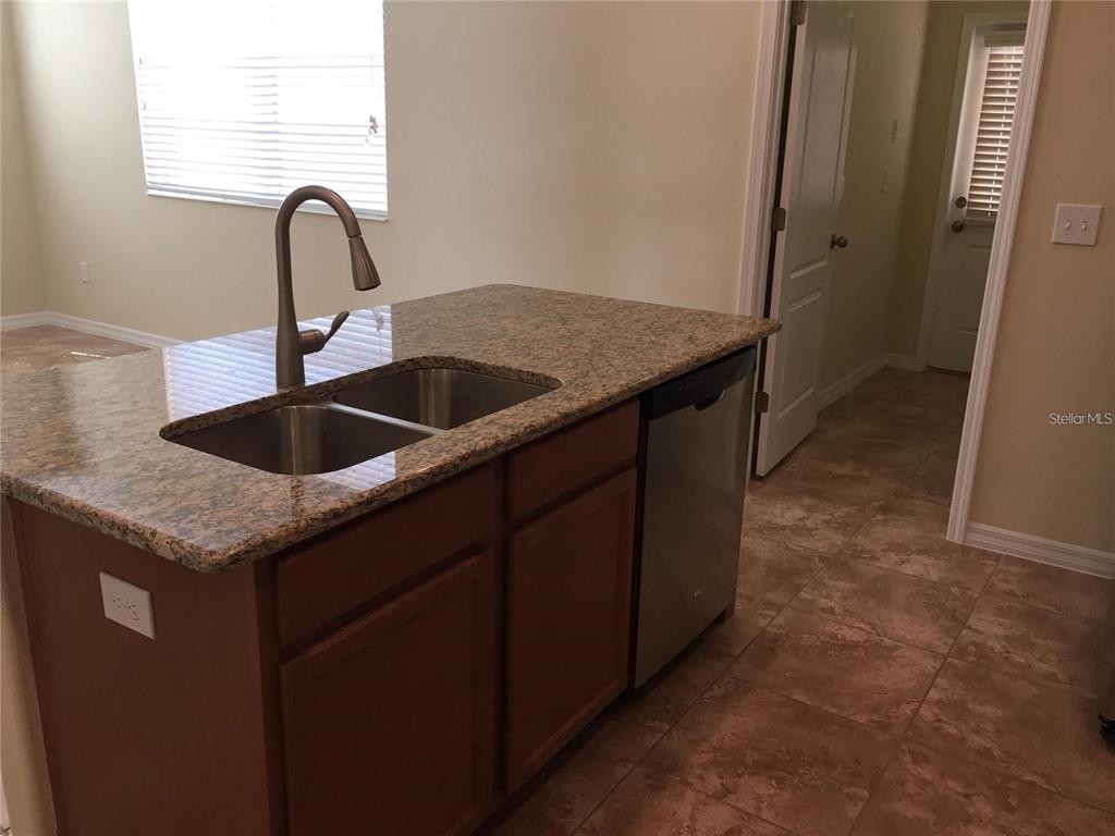 5618 Water Rose Road Winter Garden, FL 34787 - Photo 8 of 27