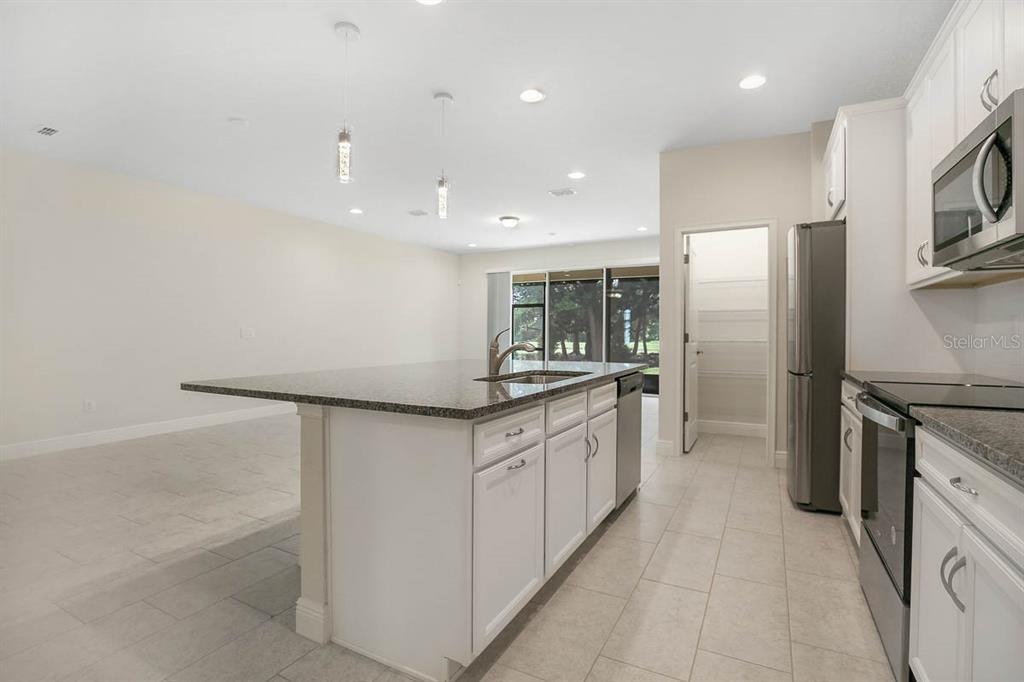 10232 Newel Valley Loop Riverview, FL 33569 - Photo 4 of 29