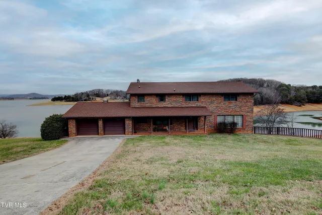 $990,000 | 848 Navajo Drive, Jefferson City, TN 37760