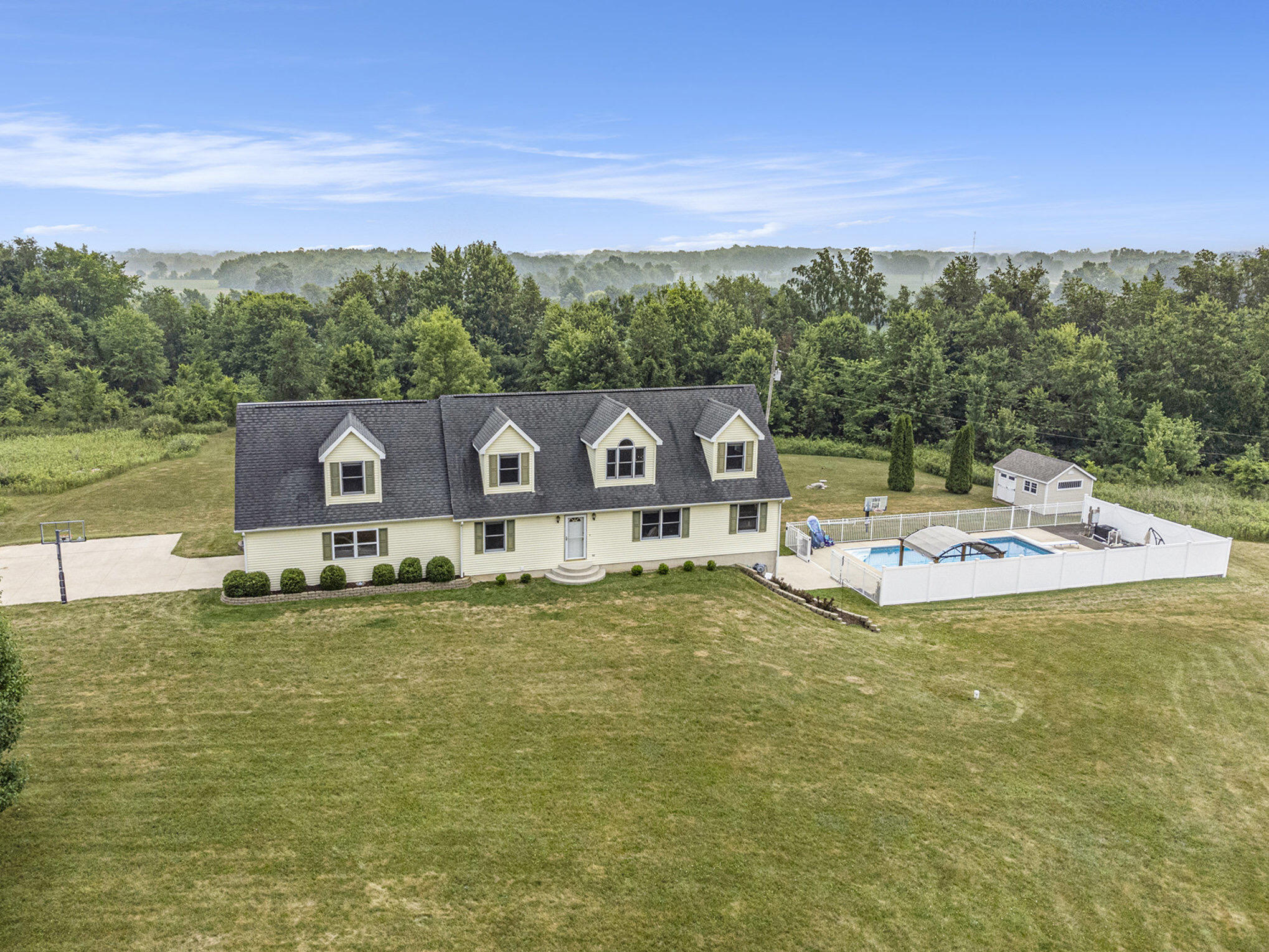 907 Curtis Road Quincy, MI 49082 - Photo 1 of 63 IMG_9725