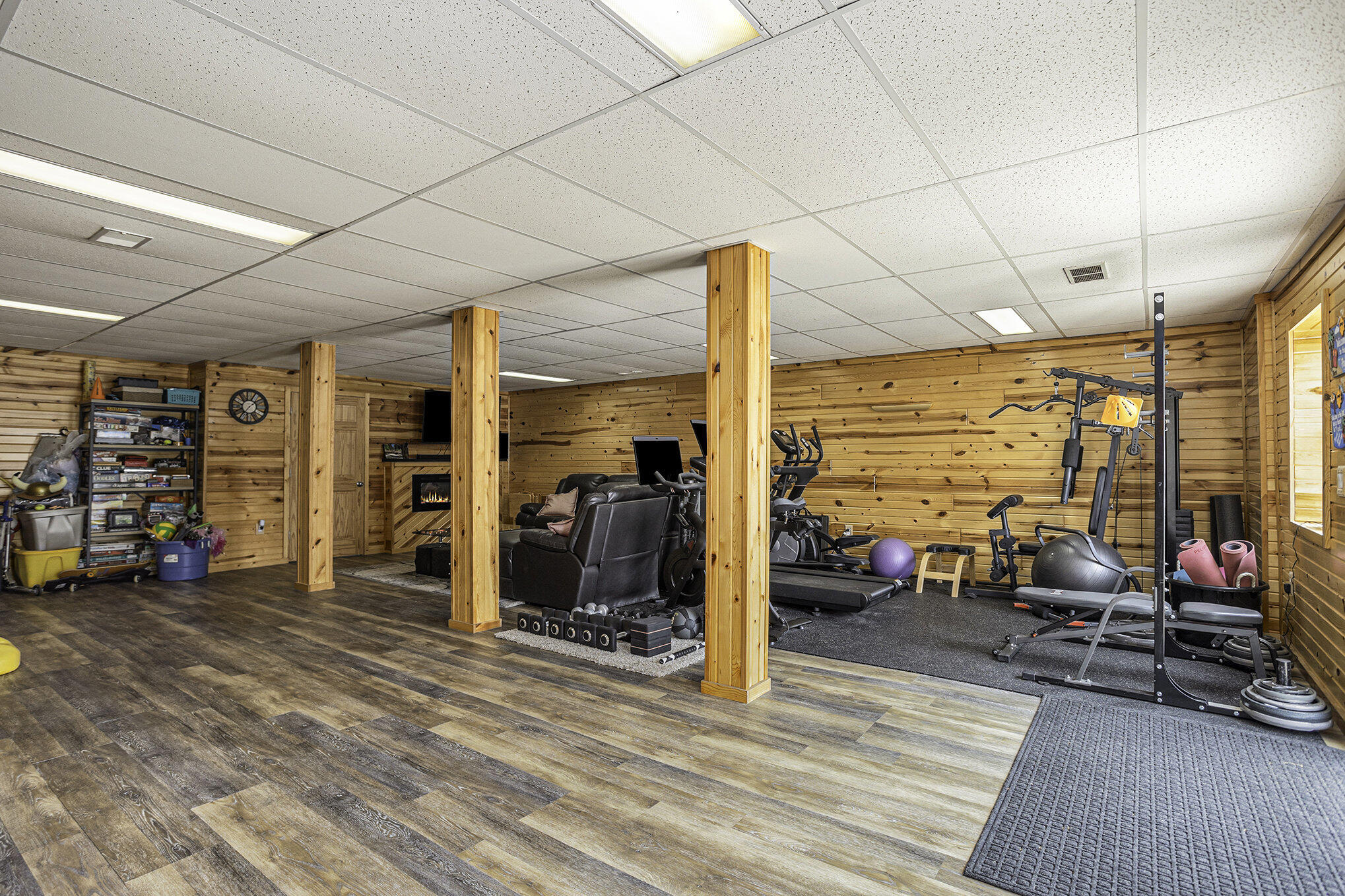 907 Curtis Road Quincy, MI 49082 - Photo 38 of 63 044_907_curtis_rd_quincy_mi_49082-62