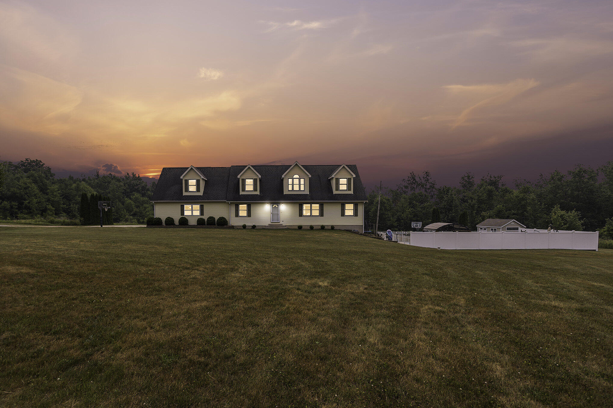 907 Curtis Road Quincy, MI 49082 - Photo 57 of 63 002_907_curtis_rd_quincy_mi_49082-69_twi