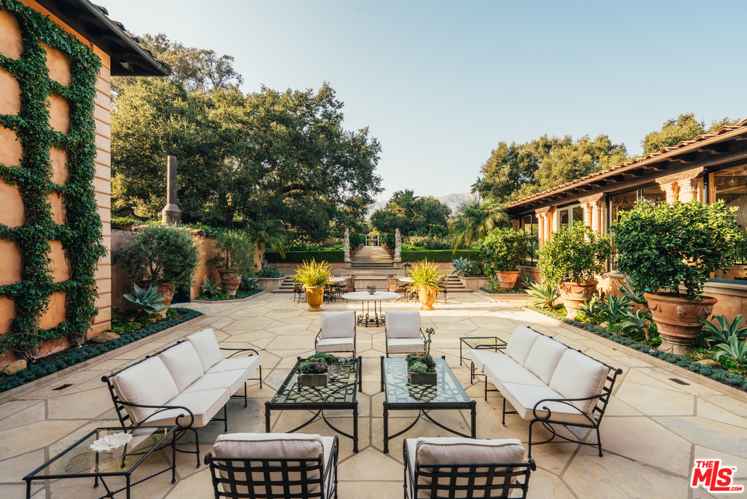 2845 Sycamore Canyon Road Santa Barbara, CA 93108 - Photo 12 of 53