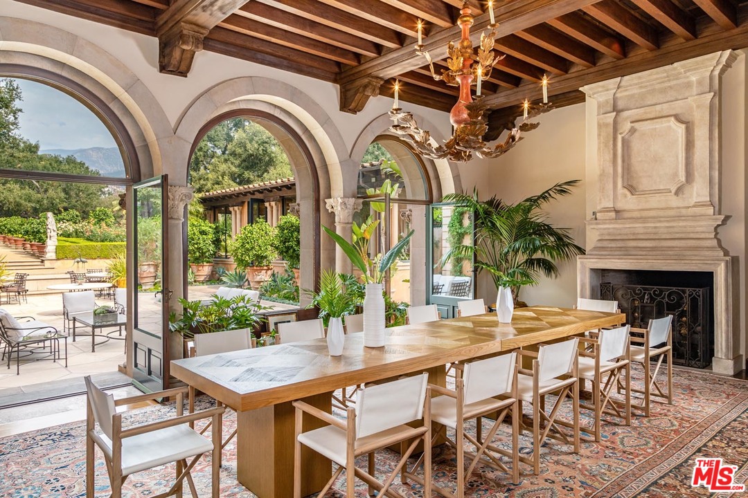 2845 Sycamore Canyon Road Santa Barbara, CA 93108 - Photo 10 of 53