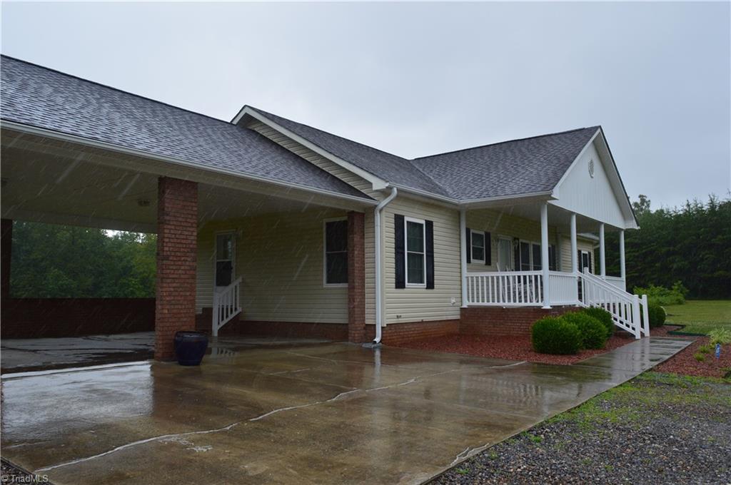 1341 Frank Joyce Road Sandy Ridge, NC 27046 - Photo 4 of 28