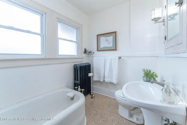 $579,000 | 306-308 Broadway, Port Ewen, NY 12487